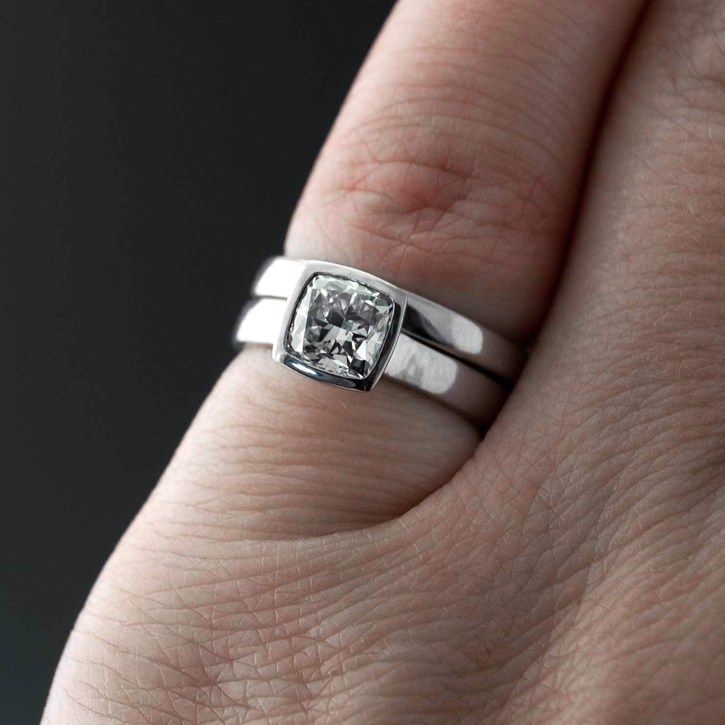 1 Carat, Halo Ring, Diamond Ring, Round Diamond, Engagement Ring, Pure  Gold, White Gold Ring, Bridal Ring, Natural Diamond, Classic design